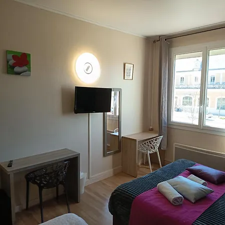De La Gare Hotel *
